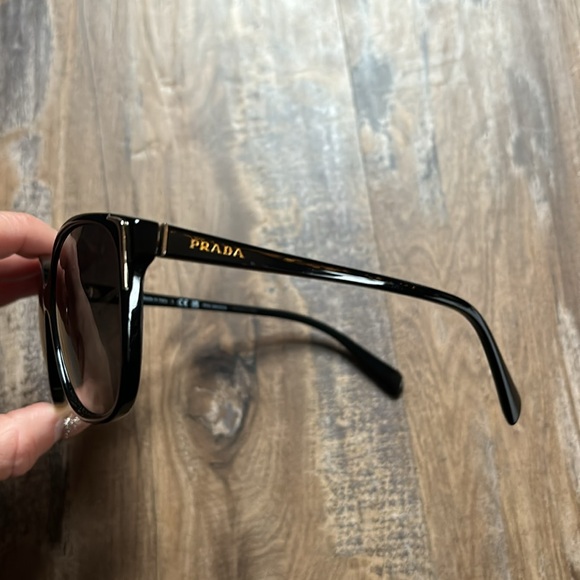 Prada Black Conceptual Polar Gray Gradient Lens Sunglasses - Picture 7 of 10